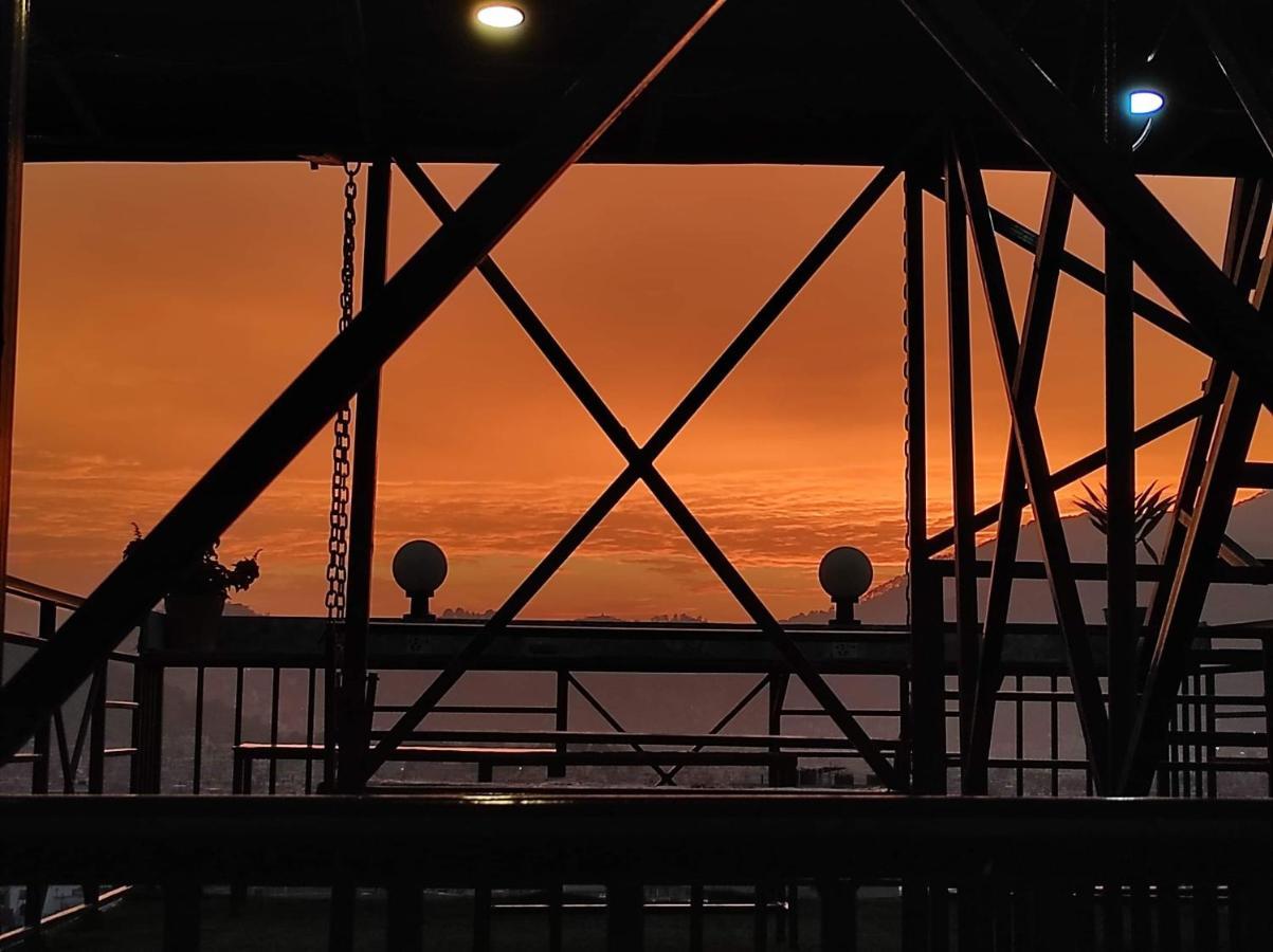 Yog Hostel Kathmandu Ngoại thất bức ảnh