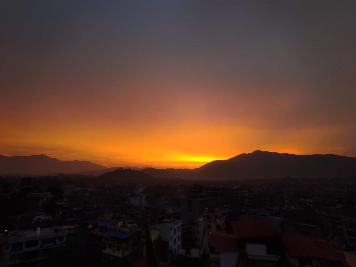 Yog Hostel Kathmandu Ngoại thất bức ảnh
