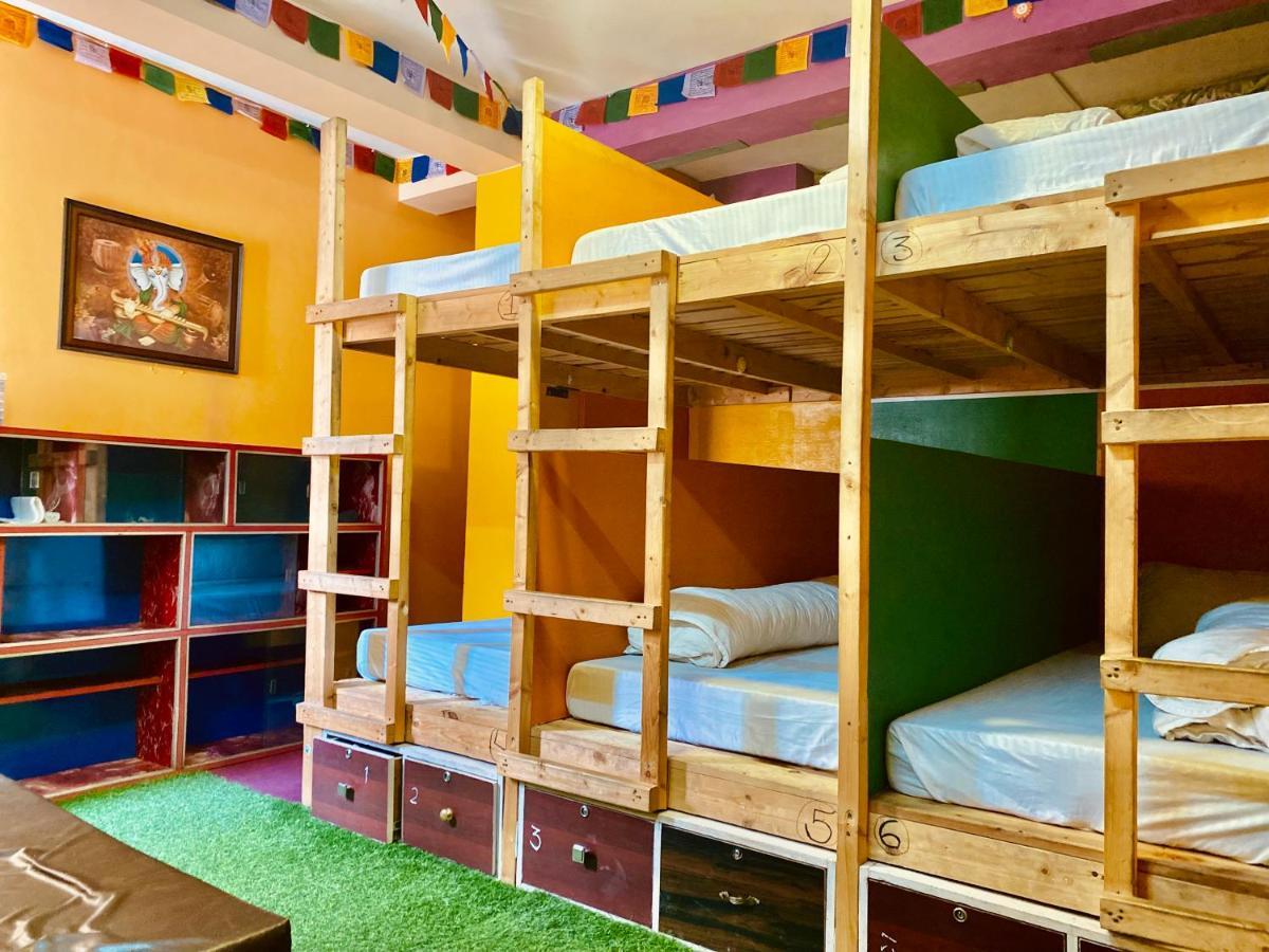 Yog Hostel Kathmandu Ngoại thất bức ảnh