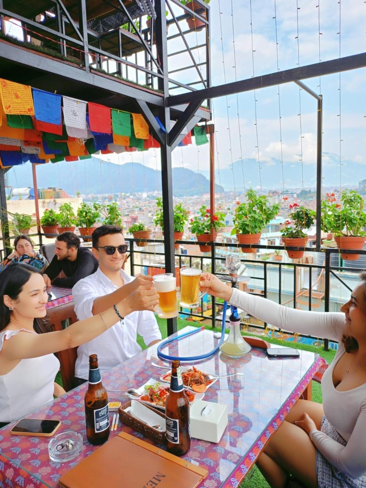 Yog Hostel Kathmandu Ngoại thất bức ảnh