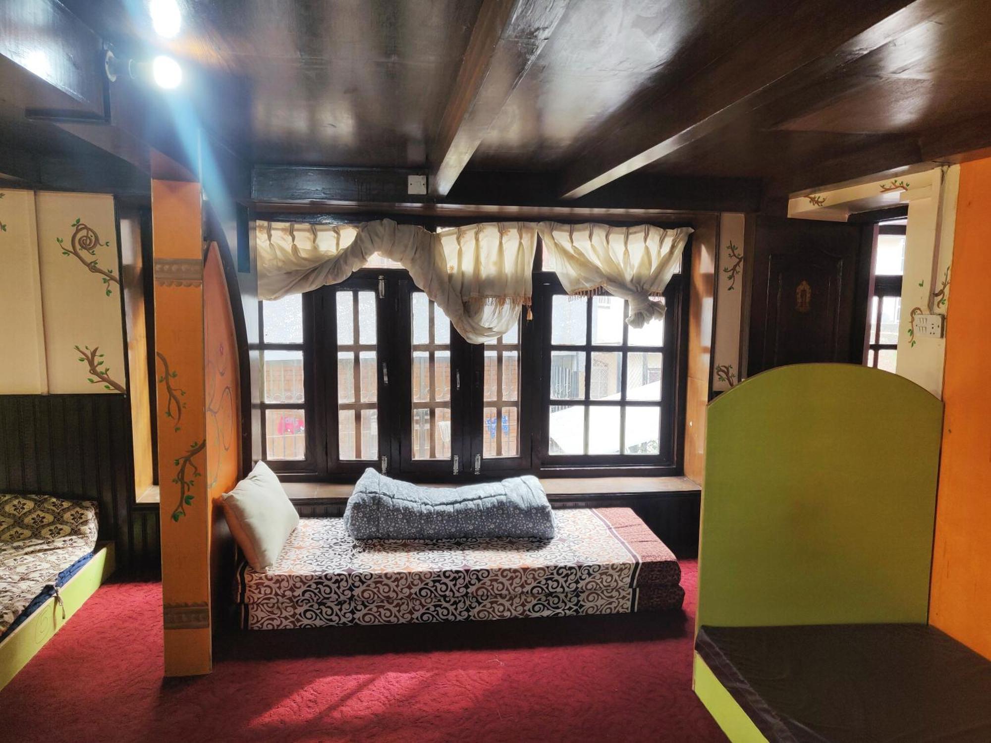 Yog Hostel Kathmandu Phòng bức ảnh