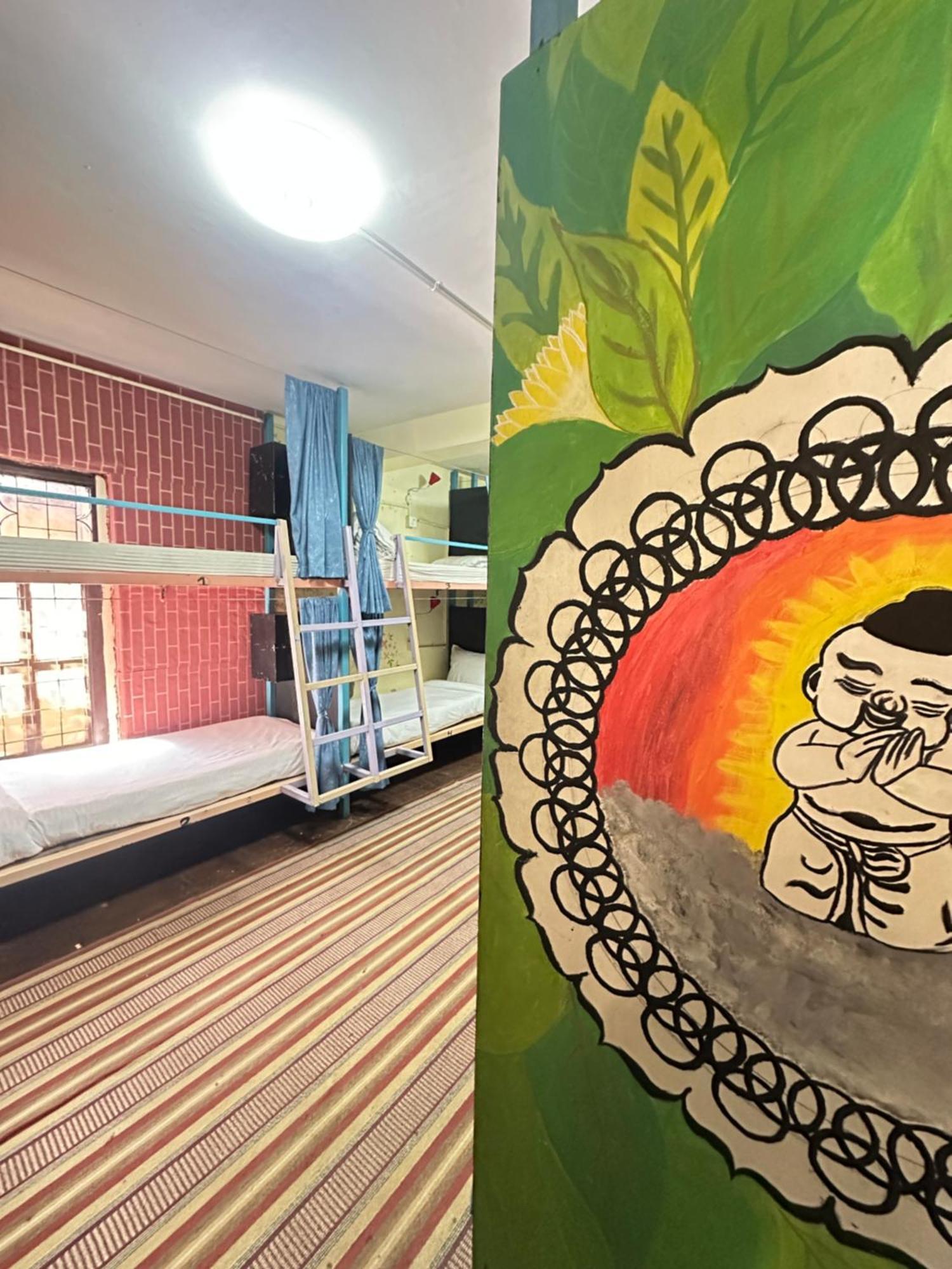 Yog Hostel Kathmandu Ngoại thất bức ảnh